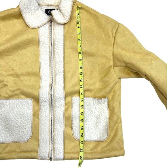 CIDER Faux Sherpa Patchwork Oversized Yellow Jacket - Picture 11 of 12